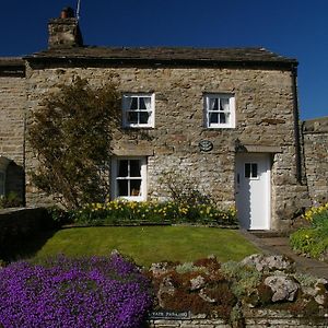 Cissy'S Cottage Hawes Exterior photo