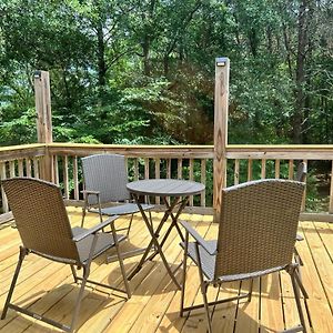 Private Cabin At Lake Hartwell Townville Exterior photo