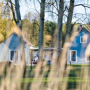 Pommernhaus Mit Seeblick, Sauna, Kamin, Ruderboot Luckow (Mecklenburg-Vorpommern) Exterior photo