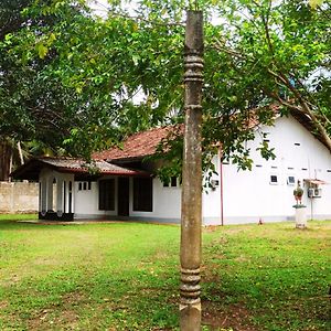 Greenery Lanka Bungalow Unawatuna Exterior photo