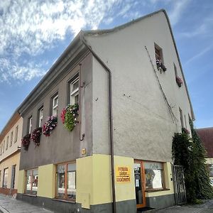 Family Apartment Písek City Centre Exterior photo