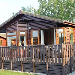 Luxury 3 Bedroom Lodge With Free In Lodge Wifi Carnforth Exterior photo