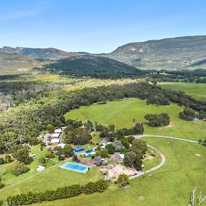 Halls Haven Tiny House 1 By Tiny Away Halls Gap Exterior photo