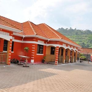 Kisoro Homely Suites Exterior photo