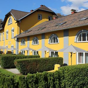 Gaestehaus Karl August Fohnsdorf Exterior photo