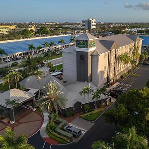 La Quinta By Wyndham Miami Airport West Exterior photo