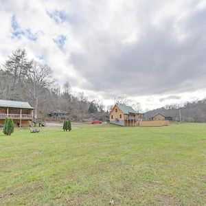 Pet-Friendly Cabin With Hot Tub In Daniel Boone Nf Beattyville Exterior photo