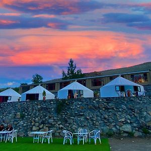 Apex Hotels And Resorts Leyurt Hussaini Karimabad (Hunza) Exterior photo