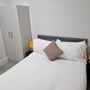 Birtley'S Amethyst 3 Bedroom Apt Sleeps 6 Guest Birtley (Tyne and Wear) Exterior photo