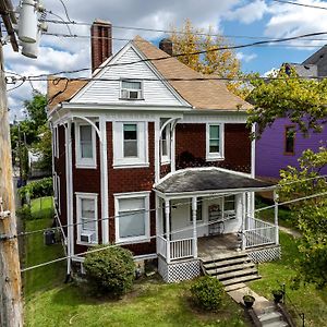 Step Back In Time Charming Victorian With Modern Amenities Homestead Exterior photo