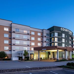 Courtyard By Marriott Charleston Downtown/Civic Center Exterior photo