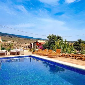 Exquisite Rural House With Garden, Pool And Sea Views Arico Viejo Exterior photo