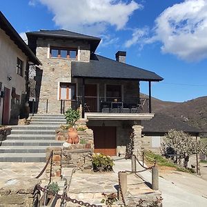 Casa Rural Pajarica En Sanabria San Ciprián Exterior photo