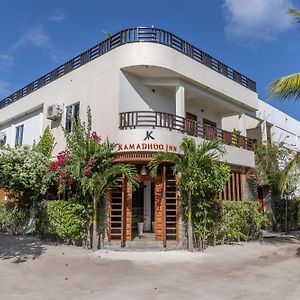 Kamadhoo Inn Exterior photo