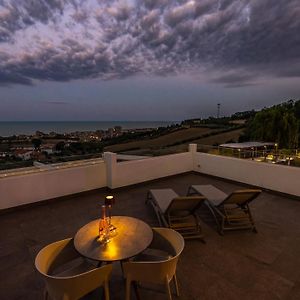 Terrazza Sul Mare Roseto Degli Abruzzi Exterior photo