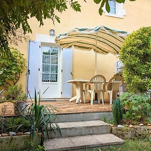 Gite Au Bord De La Charente Avec Jardin Privatif, Wifi Fibre, Velos Et Equipements Familiaux - Fr-1-653-162 Saint-Genis-d'Hiersac Exterior photo