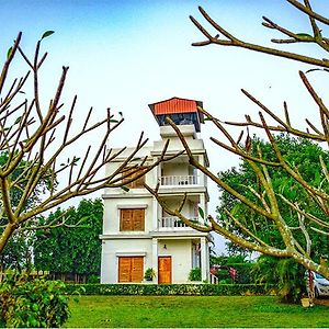 Raktokorobi Karu Gram Sri Niketan Exterior photo