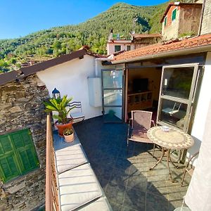 Iconic Italian Townhouse W Rooftop Terrace, Pigna Exterior photo