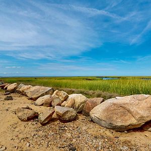 Eagle'S Nest Yarmouth Port Exterior photo