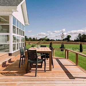 Hambly House - Modern Farmhouse Near Pec Greater Napanee Exterior photo