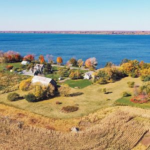 Loyalist Lakehouse With Private Beach Bongards Exterior photo