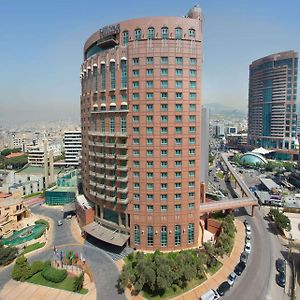 Hilton Beirut Metropolitan Palace Hotel Beirute Exterior photo