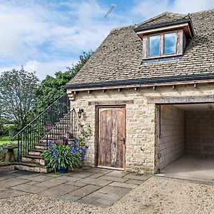 Exquisite Coach House Near Silverstone & Stowe Buckingham Exterior photo