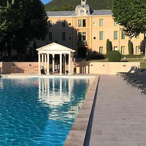 La Mascotte Des Thermes De Montbrun Les Bains Montbrun-les-Bains Exterior photo