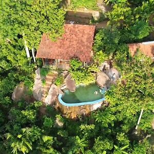 Silver Hill Ecovillage Kurunegala Exterior photo