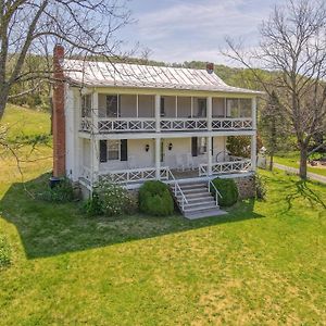 Historic Countryside Escape - Relax, Hike, & Fish! Goshen Exterior photo