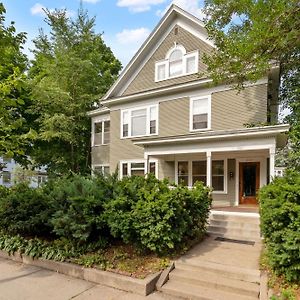 Lowry Hill Flats Minneapolis Exterior photo