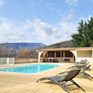 Bas De Villa Avec Piscine Et Terrasse Au Calme Contes (Alpes-Maritimes) Exterior photo