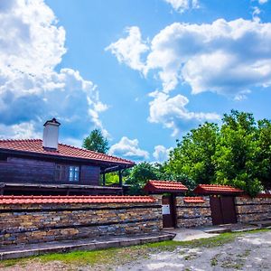 Стальовата Къща - Stalyovata House Prokhod Exterior photo