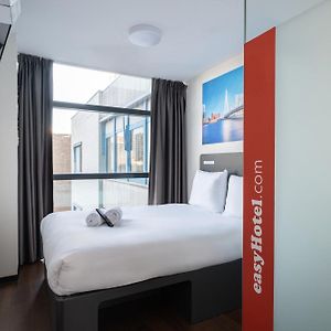 Easyhotel Rotterdam City Centre Roterdão Exterior photo