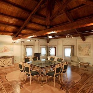 Luxury Loft Villa del Conte Exterior photo