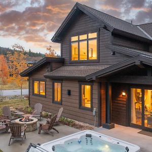 Luxury Home By The River! Walk To Shuttle, Hot Tub, Fire Pit, Designer Finishes!! Breckenridge Exterior photo