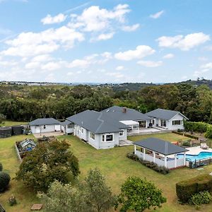 Countryside Haven Retreat With Pool And Deck Clevedon Exterior photo