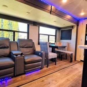 Luxury Glamping Near Idaho Event Center In Nampa Exterior photo