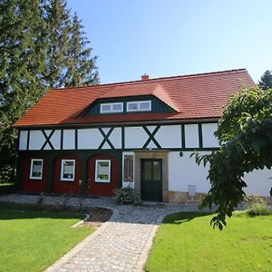 Appartement In Kurort Jonsdorf Mit Terrasse, Grill Und Garten Exterior photo