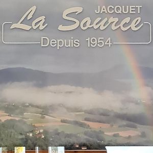 La Source Jacquet Depuis 1954 Hotel Et Studio Saint-Jean-de-Chevelu Exterior photo