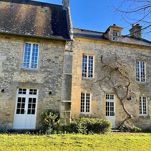 Gite In The Heart Of A Chateau Audrieu Normandy Exterior photo