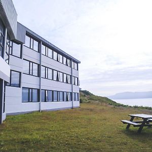 The Cliff Hotel Neskaupstadur Exterior photo