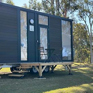 The Retreat Tiny House By Tiny Away Lagoon Pocket Exterior photo