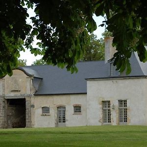 Château de Vaux Gesnes-le-Gandelin Exterior photo