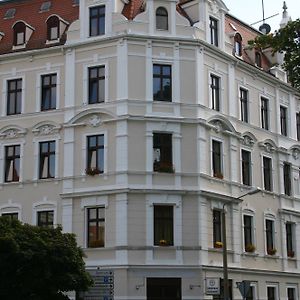 Gaestehaus Lisakowski Pension Am Brautwiesenpark Görlitz Exterior photo