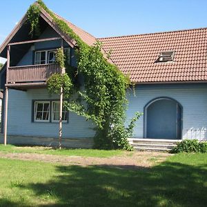 Arno Apartments Kuressaare Exterior photo