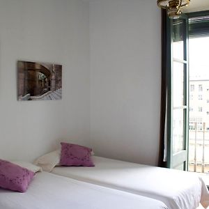 Bed & Breakfast Bells Oficis Girona Exterior photo