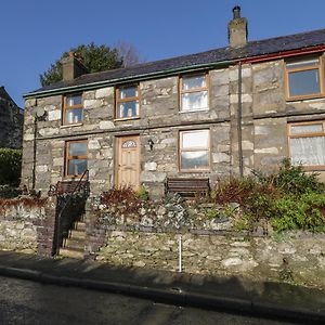 60 Hyfrydle Road Caernarfon Exterior photo