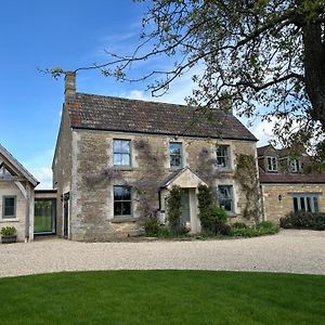 Stylish Secluded Country Retreat With Garden Whitley (Wiltshire) Exterior photo