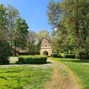 Domaine Des Forges De La Vache Raveau Exterior photo